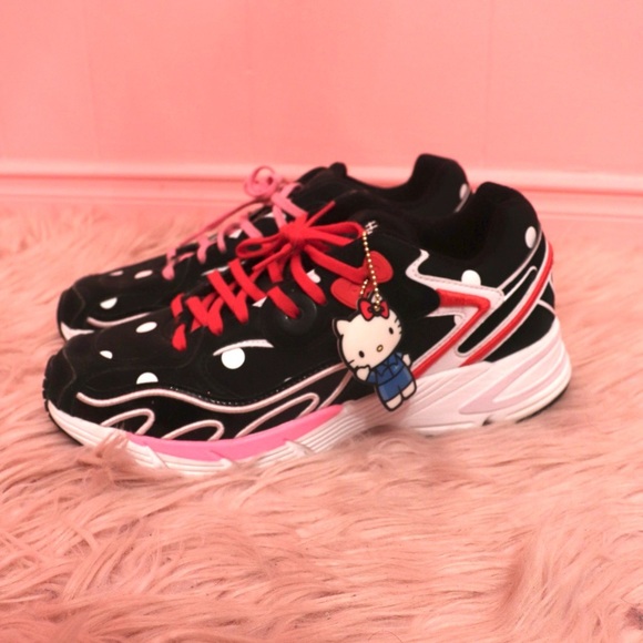 Adidas Hello Kitty Astir Sneakers - Picture 2 of 6